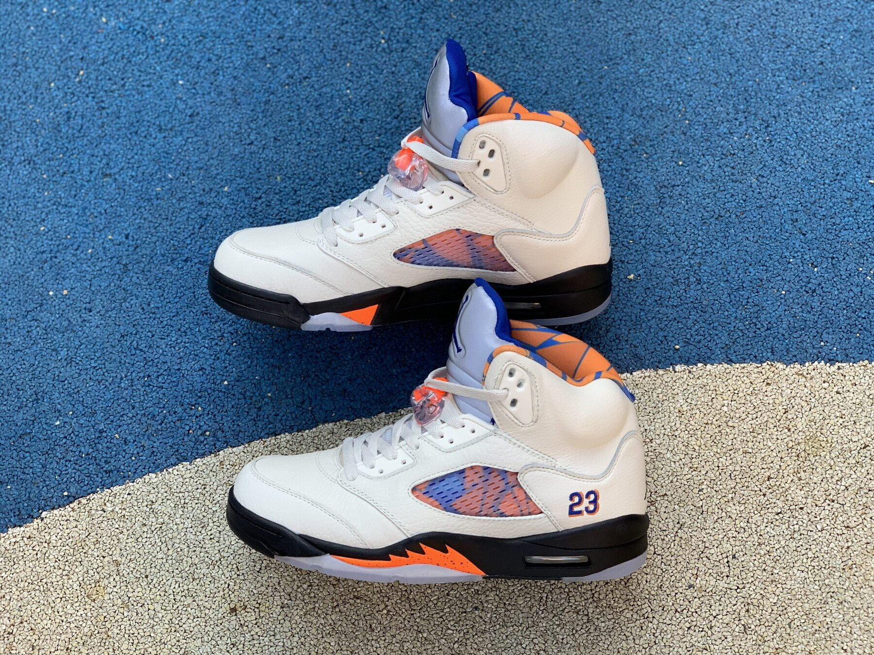 AJ5 Retro International Flight - Image 5