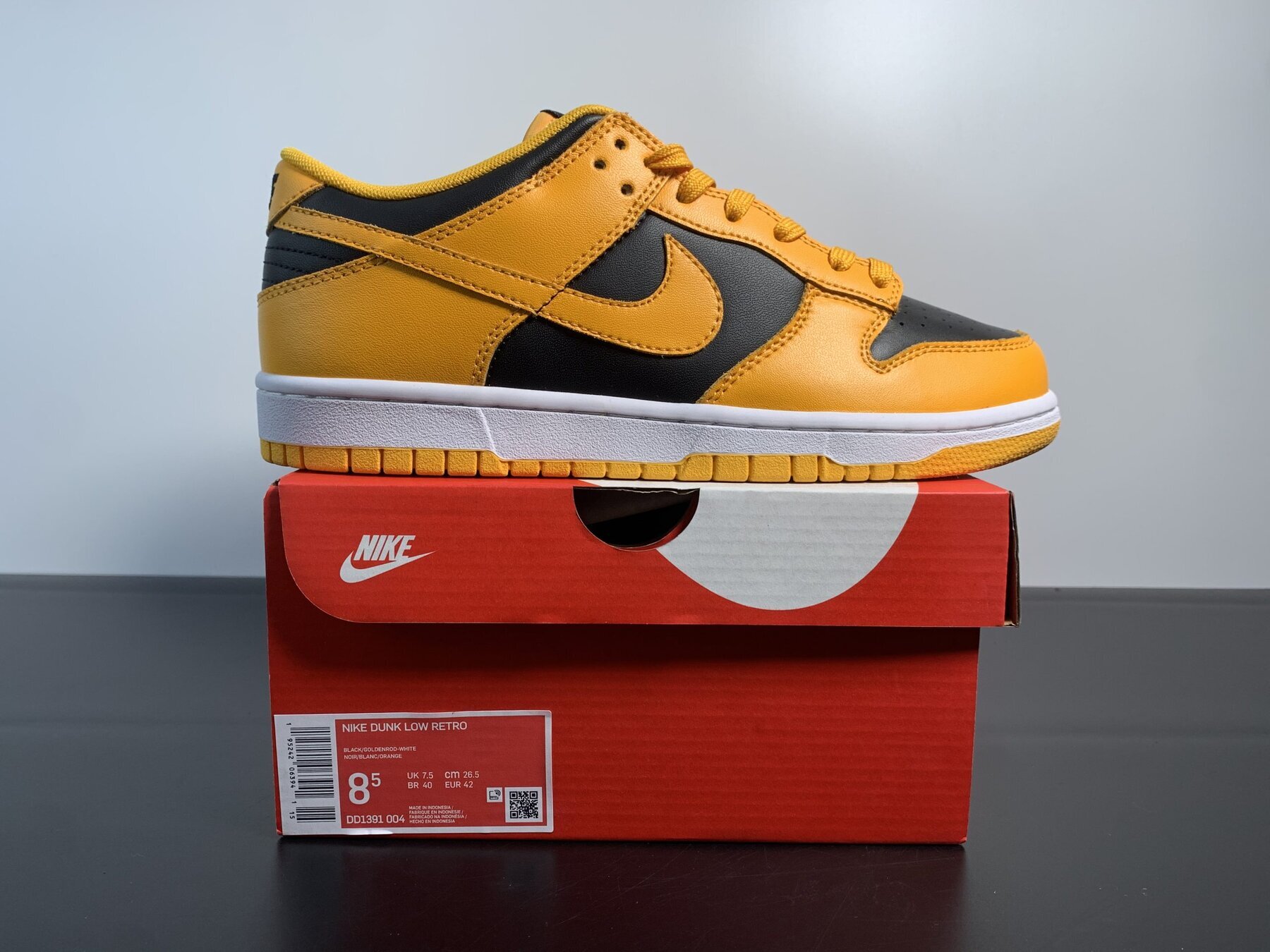 Dunk Low Championship Goldenrod - Image 9