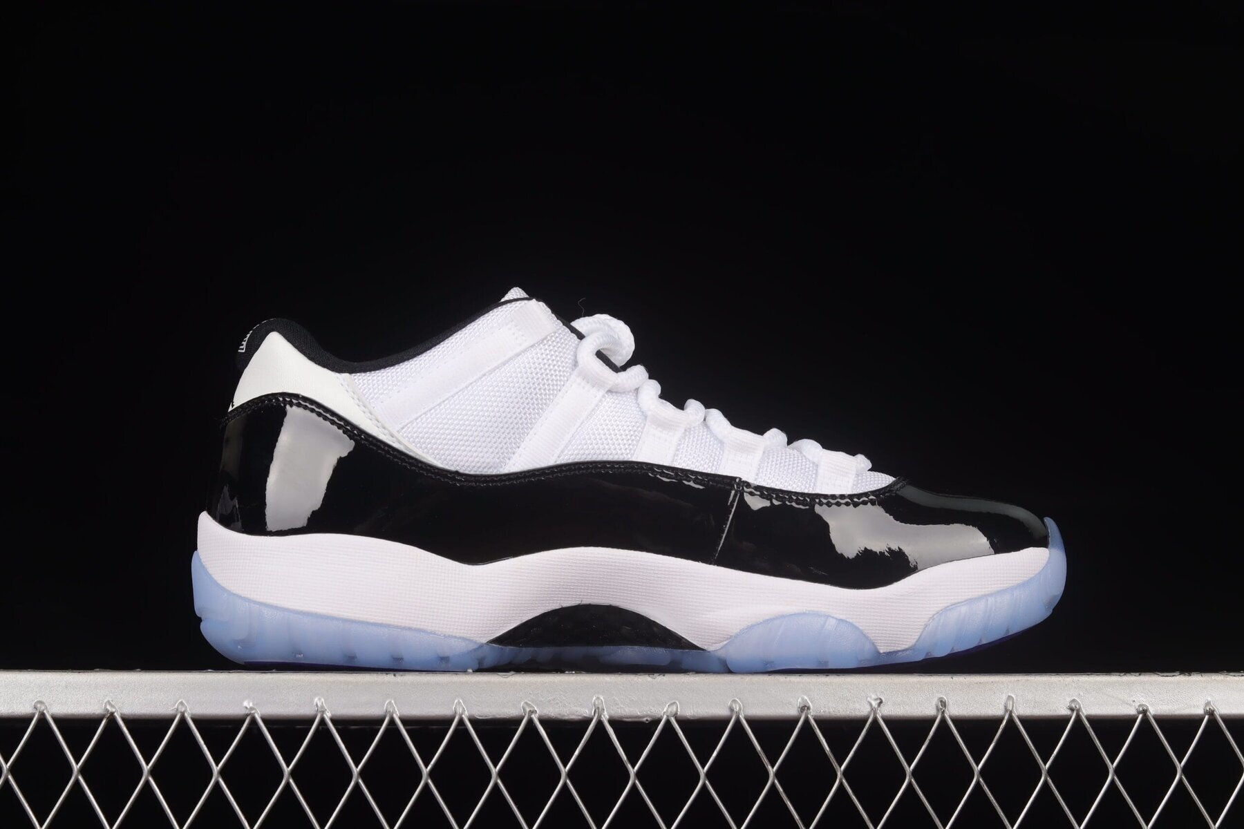 AJ11 Retro Low Concord - Image 5