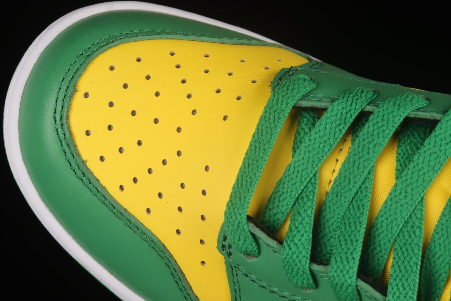 SB Dunk High, Supreme By Any Means Brazil - Image 7