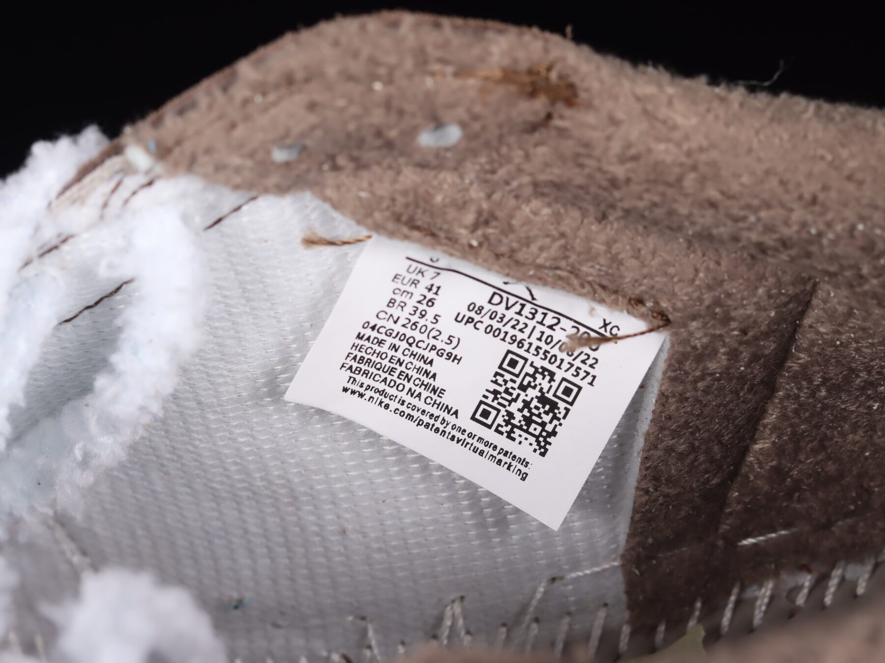AJ1 Retro Low OG Year of the Rabbit - Image 4