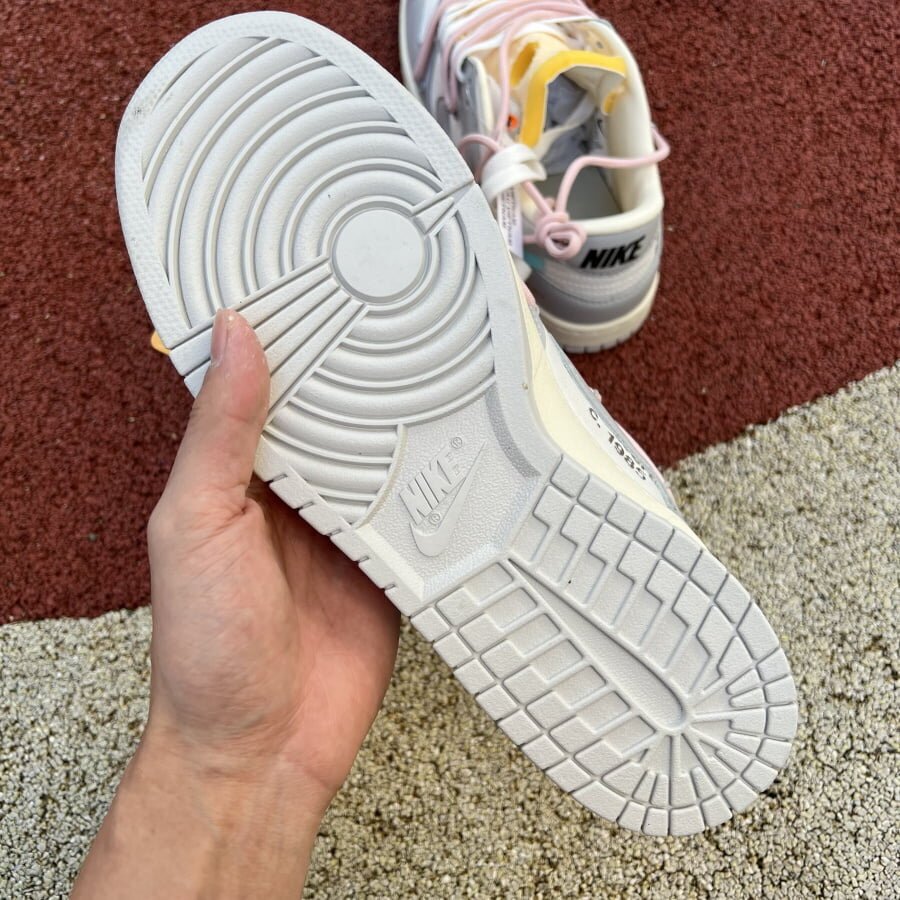Off White Dunk Lot 9 - Image 7