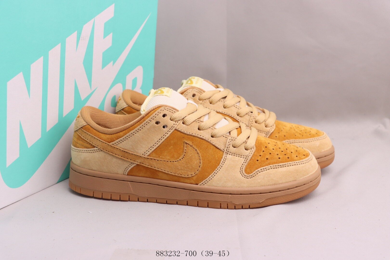 SB Dunk Low Pro Wheat Mocha - Image 5