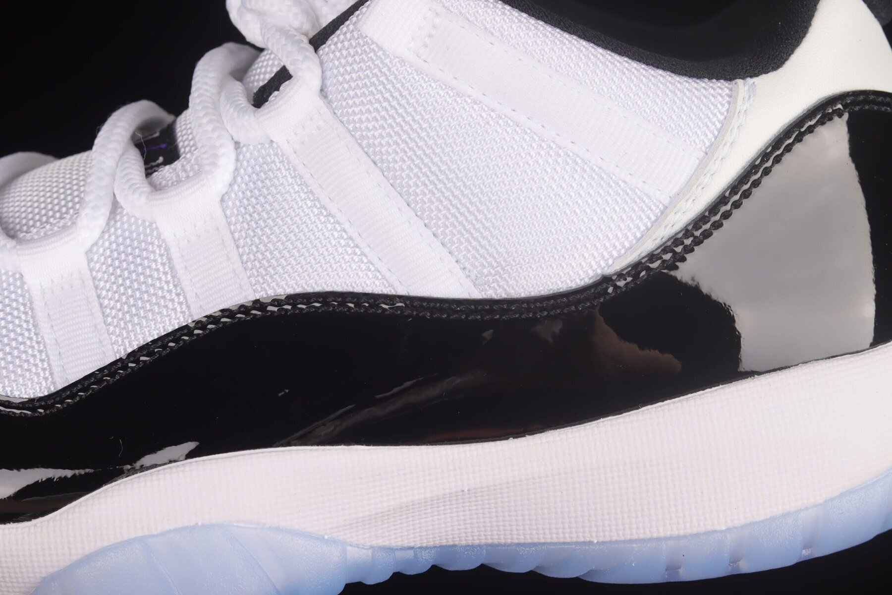 AJ11 Retro Low Concord - Image 4