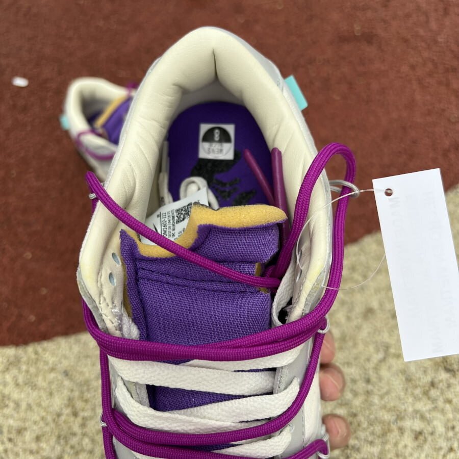 Off White Dunk Low Lot 28 - Image 4
