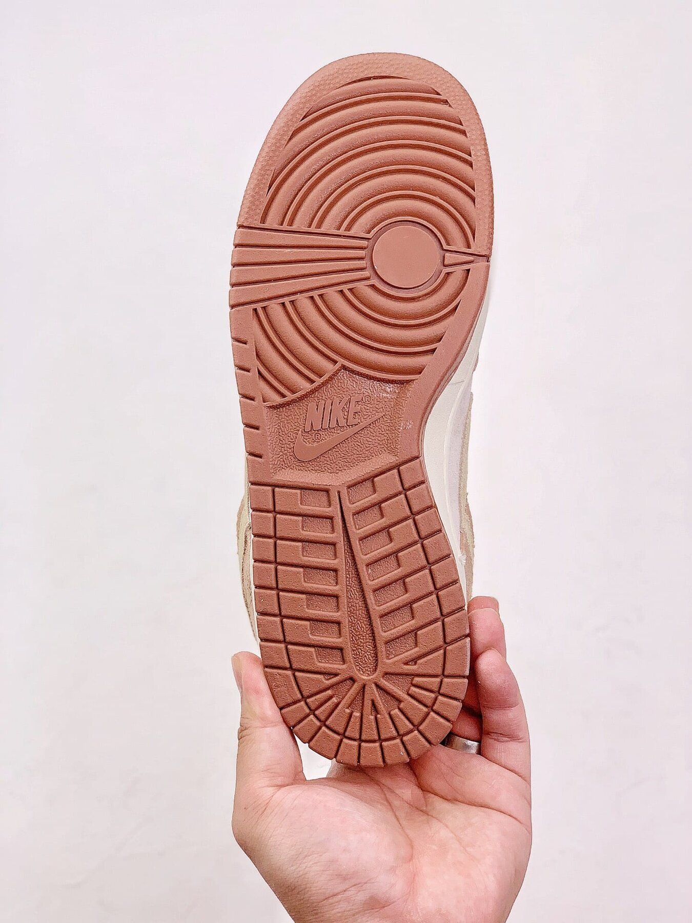 Dunk Low Medium Curry - Image 3