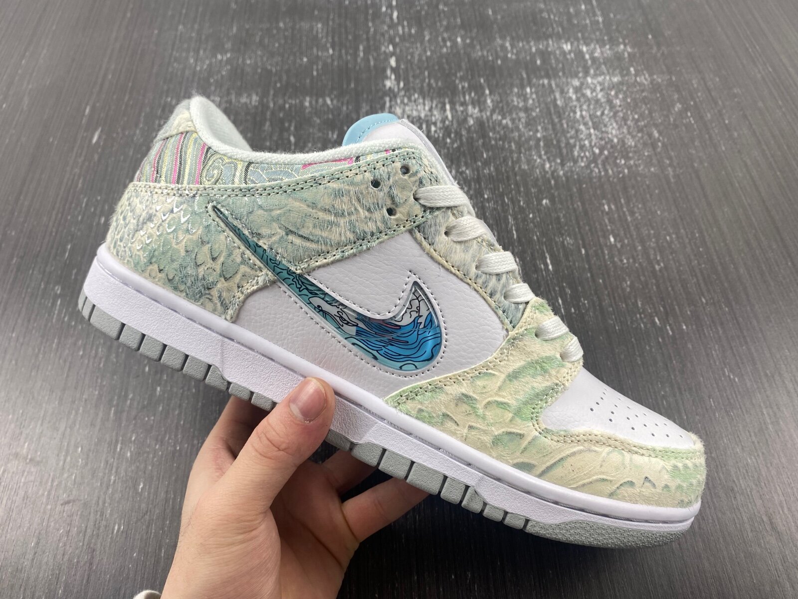 Dunk Low Steam Puppet - Image 7