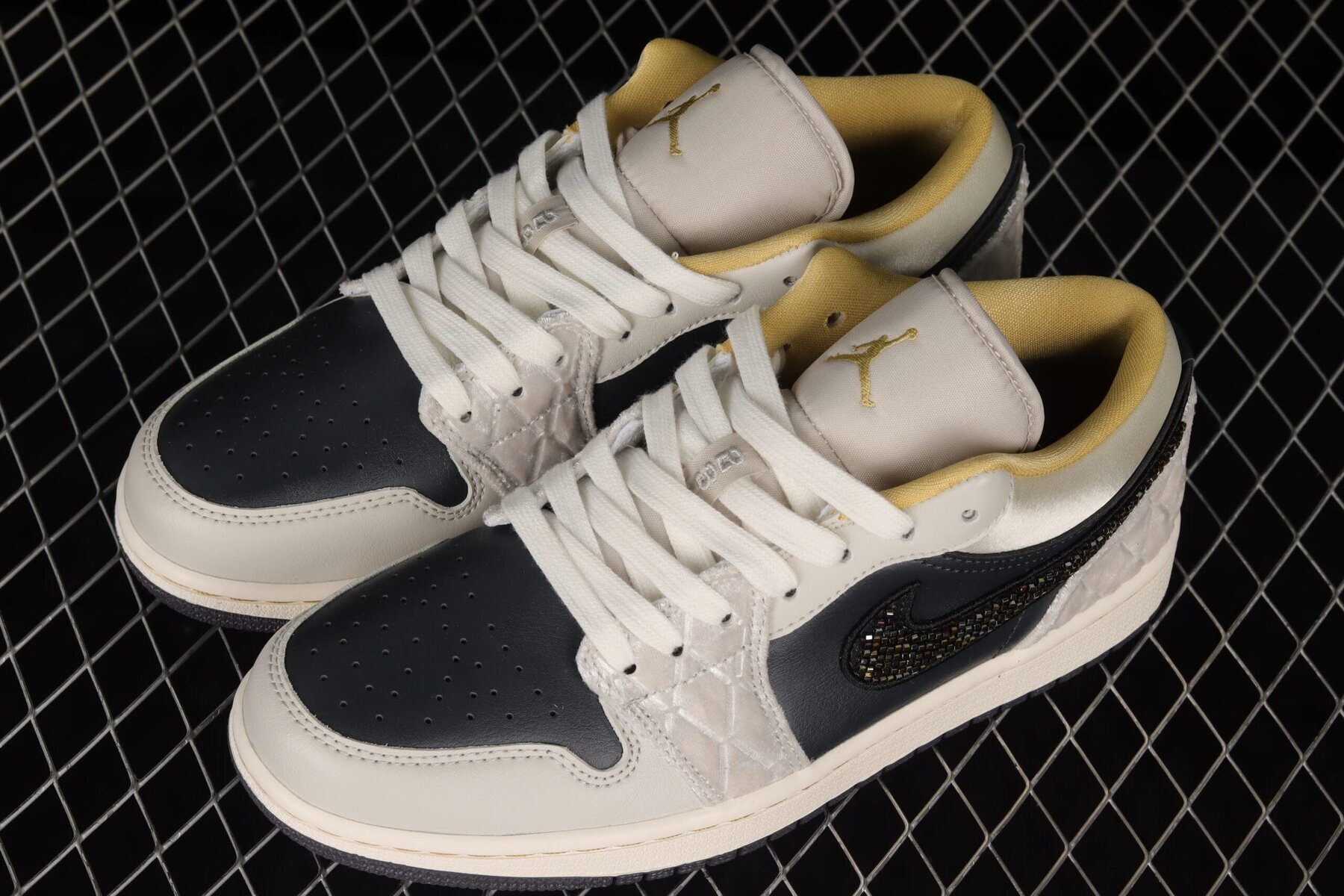 AJ1 Low Beaded Swoosh Grey Sail - Image 7