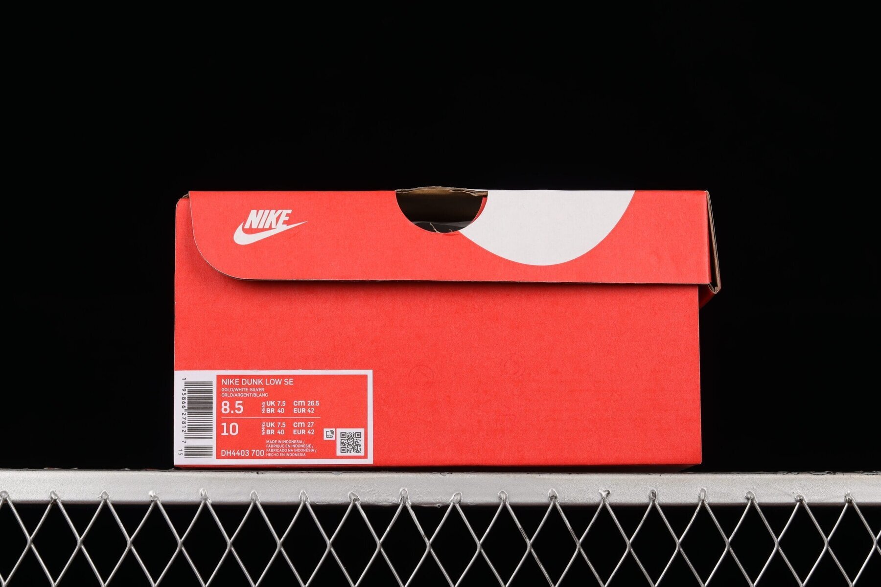 Dunk Low Metallic Heirloom (W) - Image 8