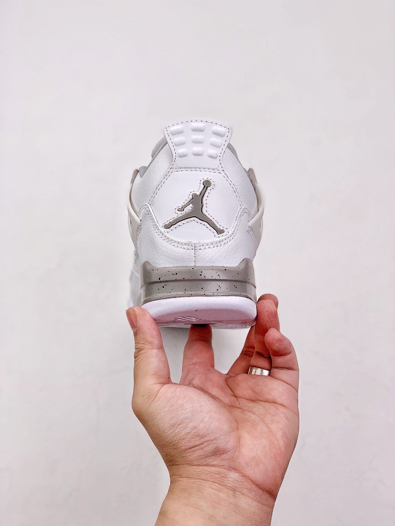 AJ4 Retro White Oreo extended size - Image 8