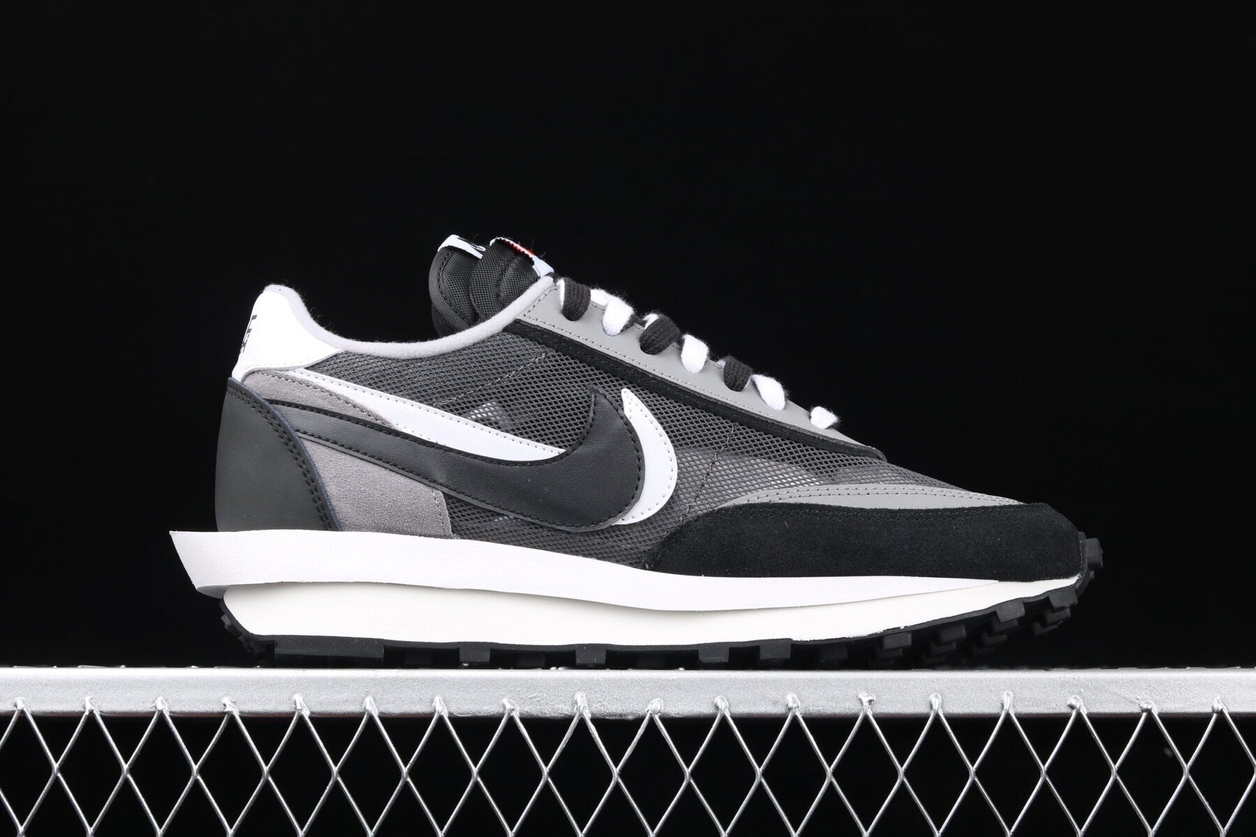 Sacai x LD Waffle Black - Image 7