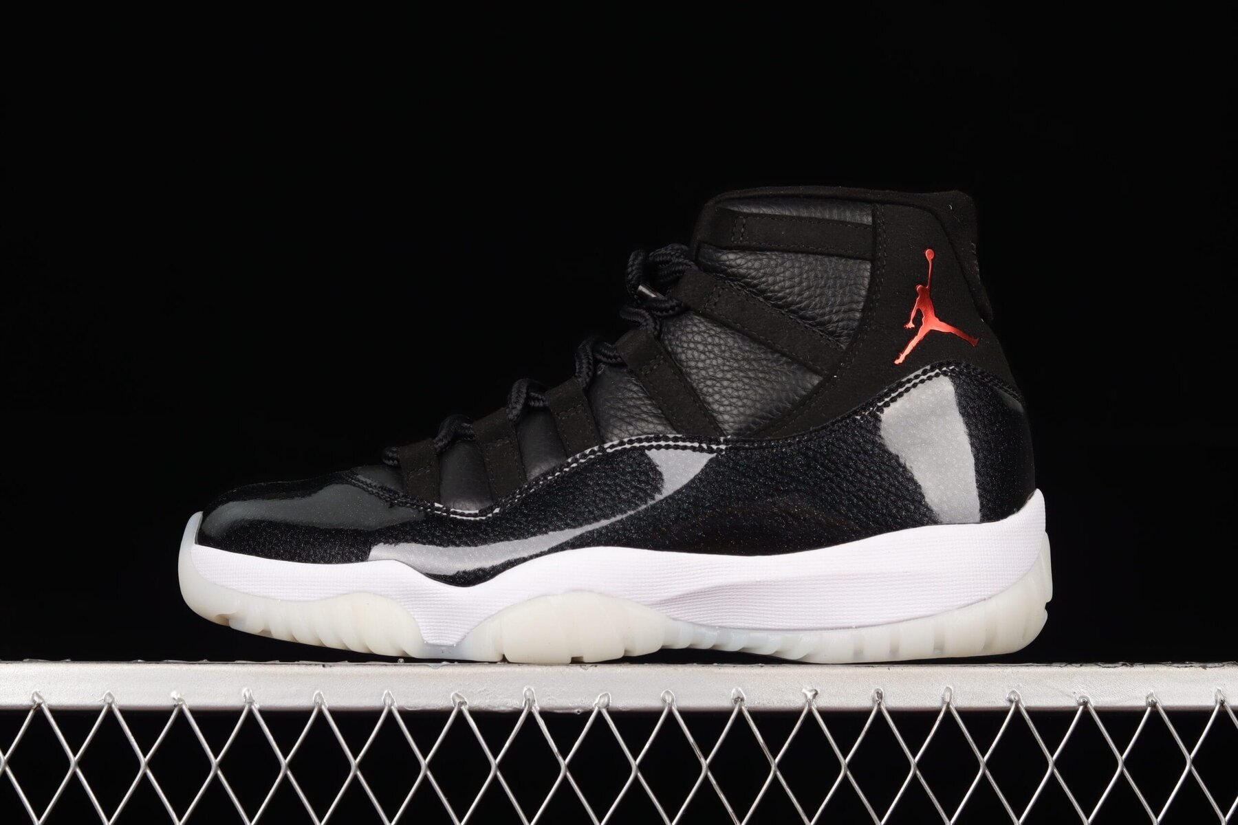 AJ11 Retro 72-10, Black/Gym Red-White-Anthracite - Image 8