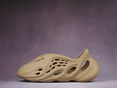 Adidas Yeezy Foam RNNR Ochre - Image 4