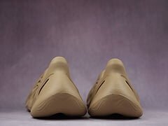 Adidas Yeezy Foam RNNR Ochre - Image 5