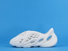 Adidas Yeezy Foam RNNR Ararat - Image 4