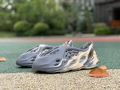 Adidas Yeezy Foam RNNR MXT Moon Gray - Image 13