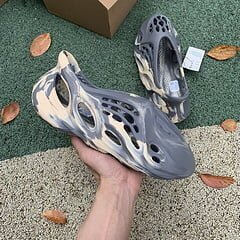 Adidas Yeezy Foam RNNR MXT Moon Gray - Image 28