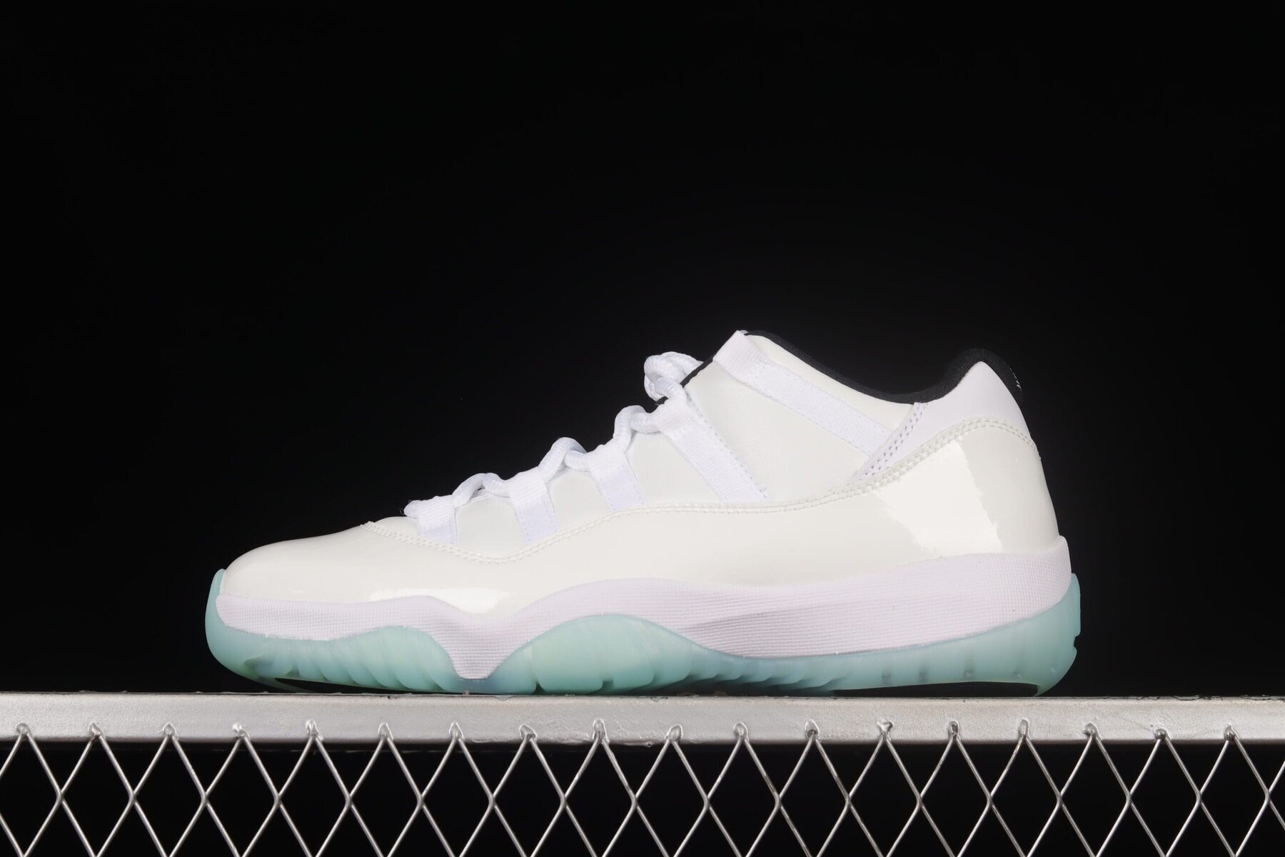 AJ11 Retro Low Legend Blue - Image 6