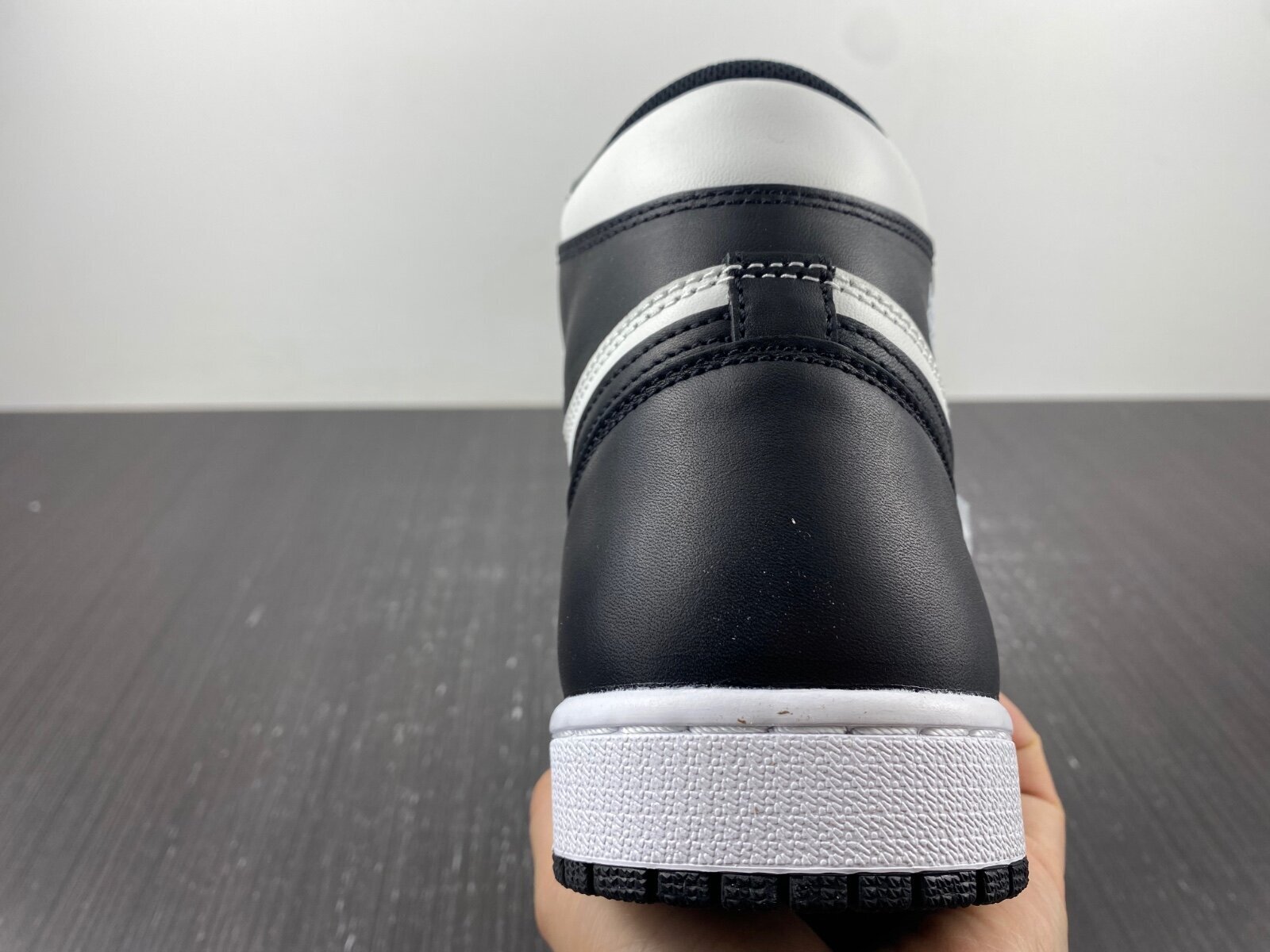 AJ1 Retro High '85 OG 'Black White' - Image 10