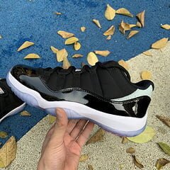 AJ11 Retro Low Infrared - Image 4