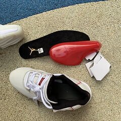 AJ11 Retro Platinum Tint - Image 3