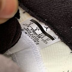 AJ11 Retro Platinum Tint - Image 5
