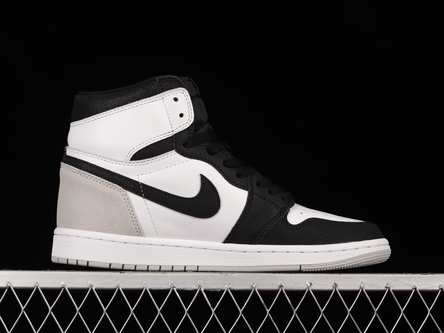 AJ1 Retro High Stage Haze - Image 4