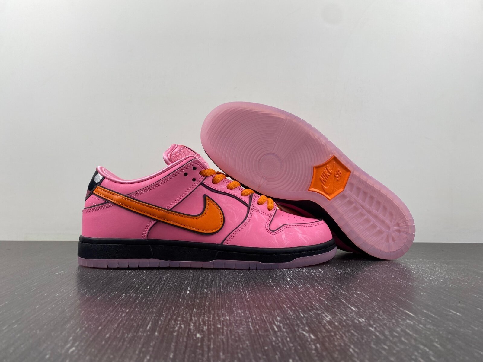 The Powerpuff Girls x SB Dunk Low “Blossom” - Image 4