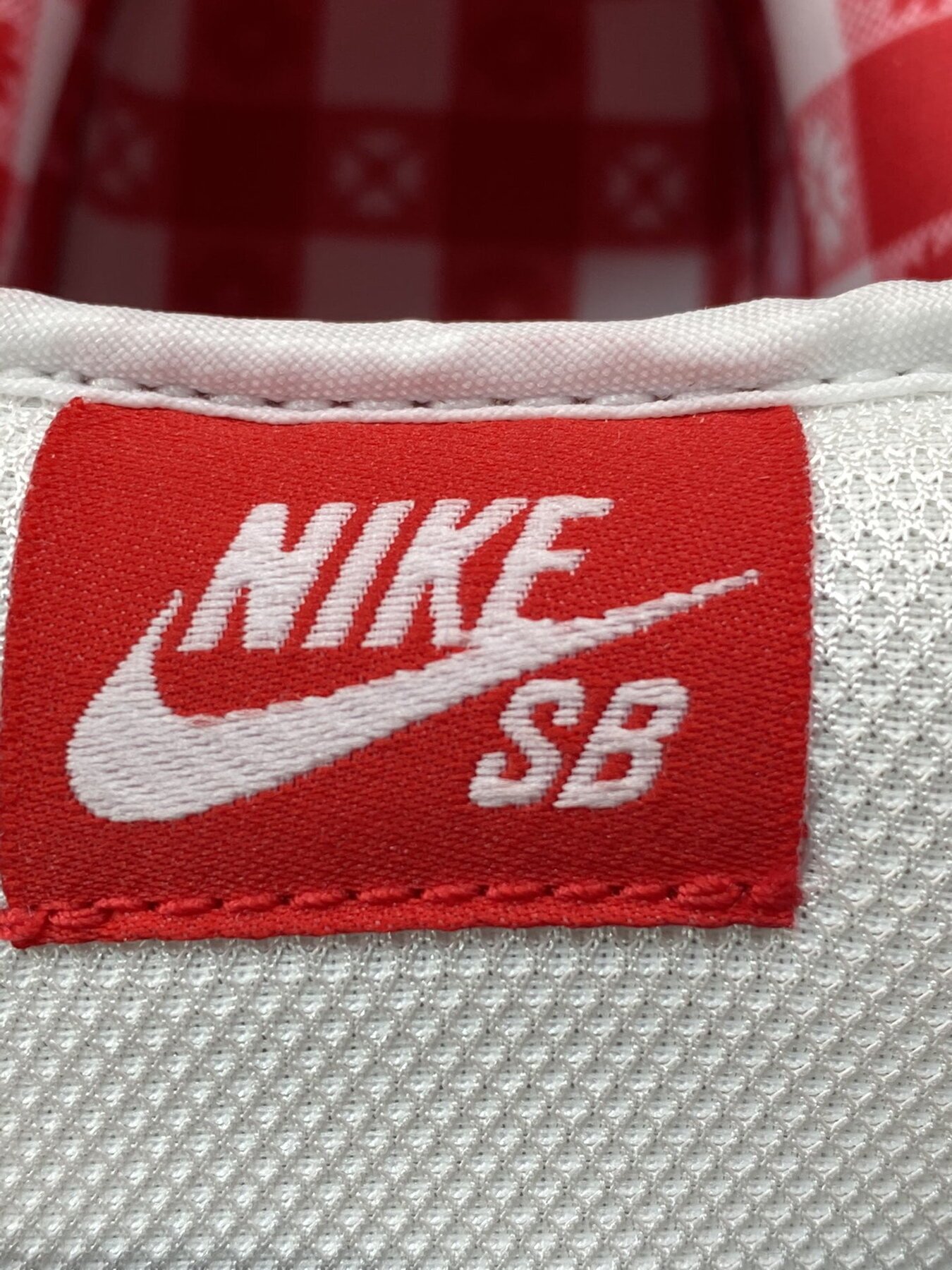 Dunk SB Low Red Lobster - Image 11
