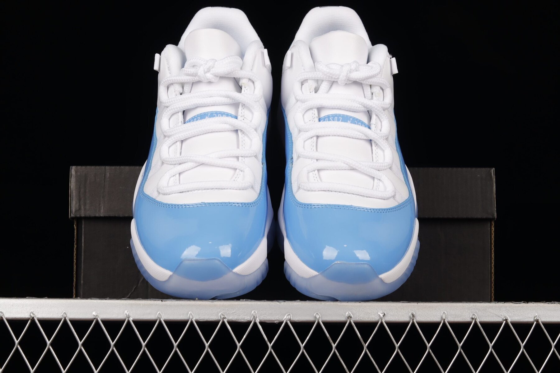 AJ11 Retro Low University Blue - Image 2