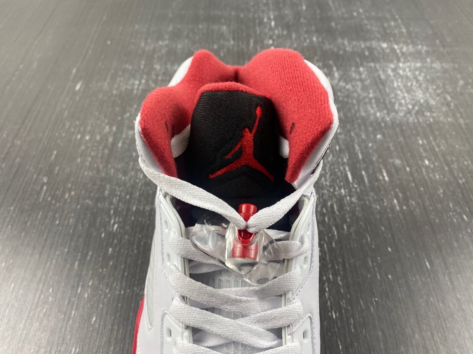 AJ5 Fire Red - Image 5