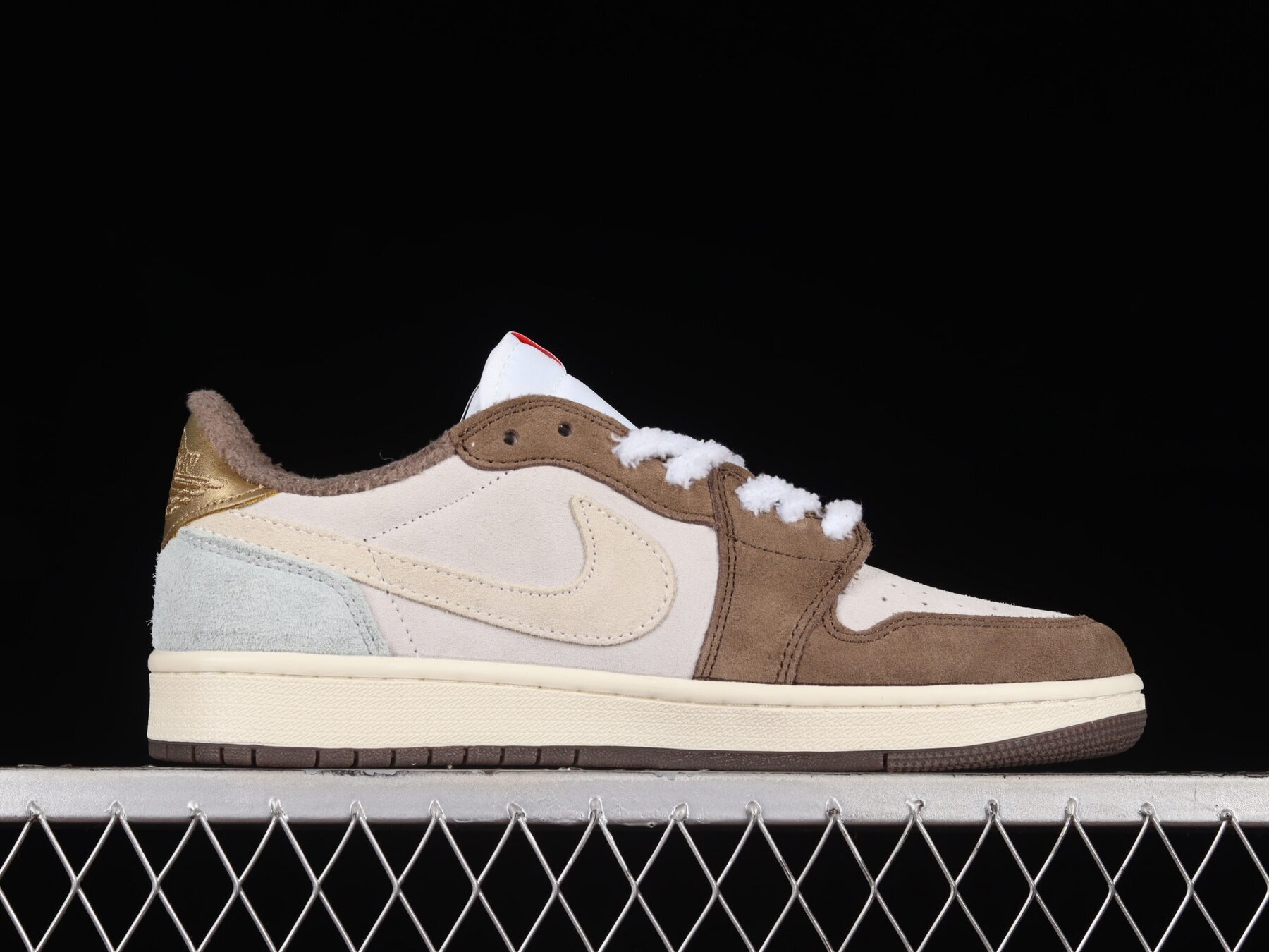 AJ1 Retro Low OG Year of the Rabbit - Image 6