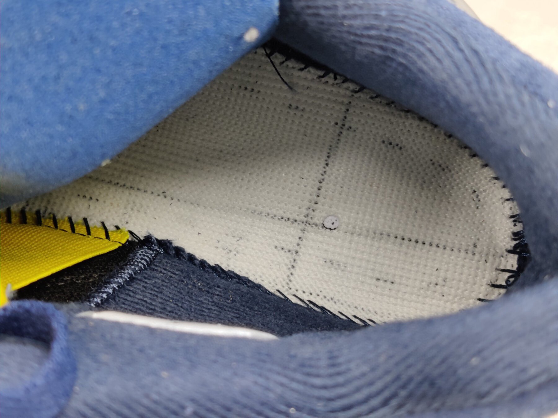 AJ4 Retro Michigan (PE) - Image 13