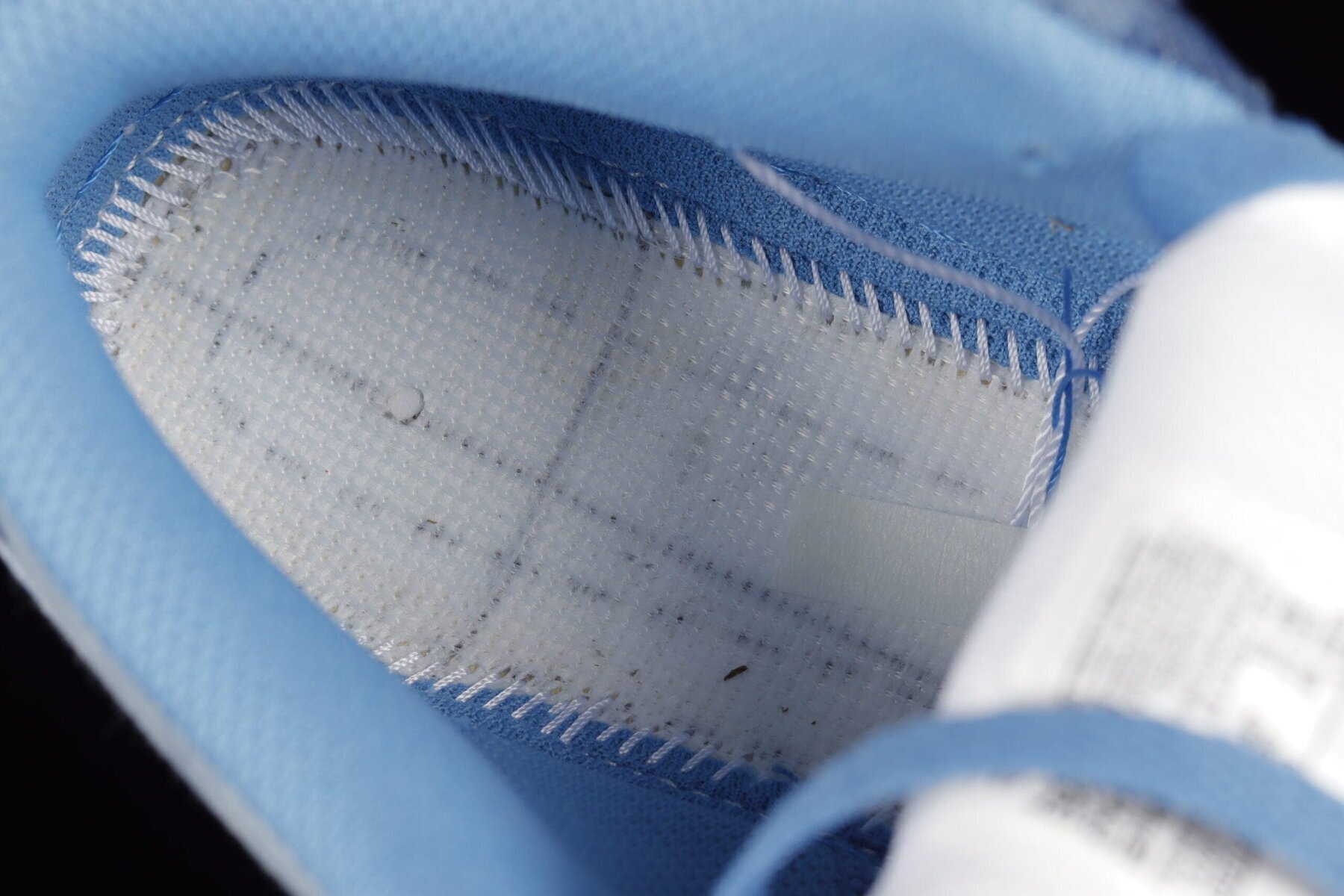 AJ1 Low, Washed Denim - Image 13