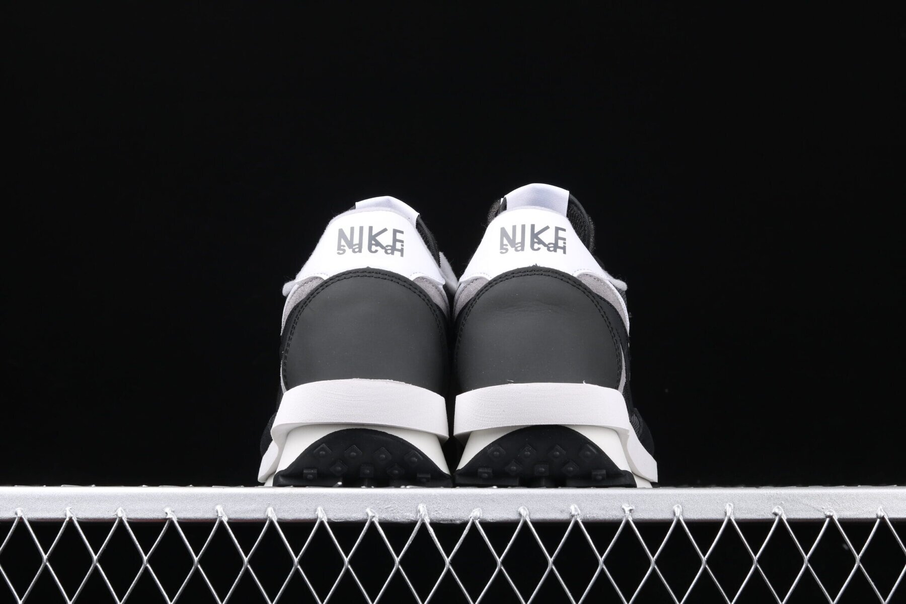 Sacai x LD Waffle Black - Image 4