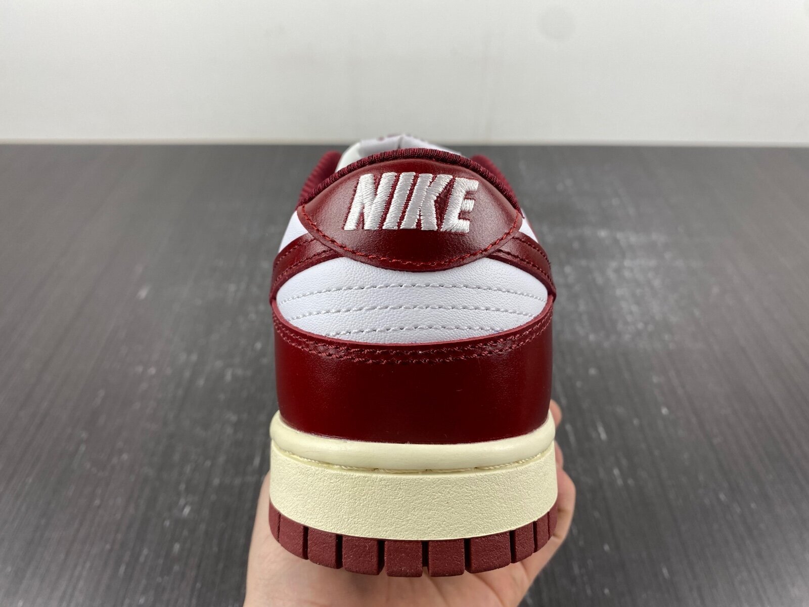 Dunk Low PRM Vintage Team Red - Image 5