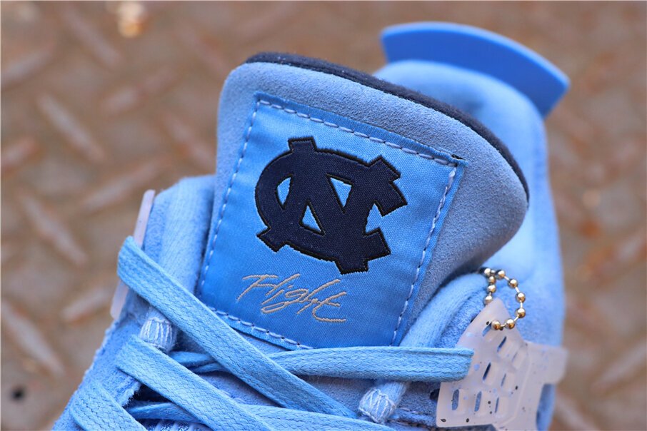 AJ4 Retro UNC PE - Image 4