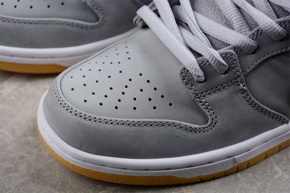 SB Dunk Low Pro ISO Orange Label Wolf Grey Gum - Image 3