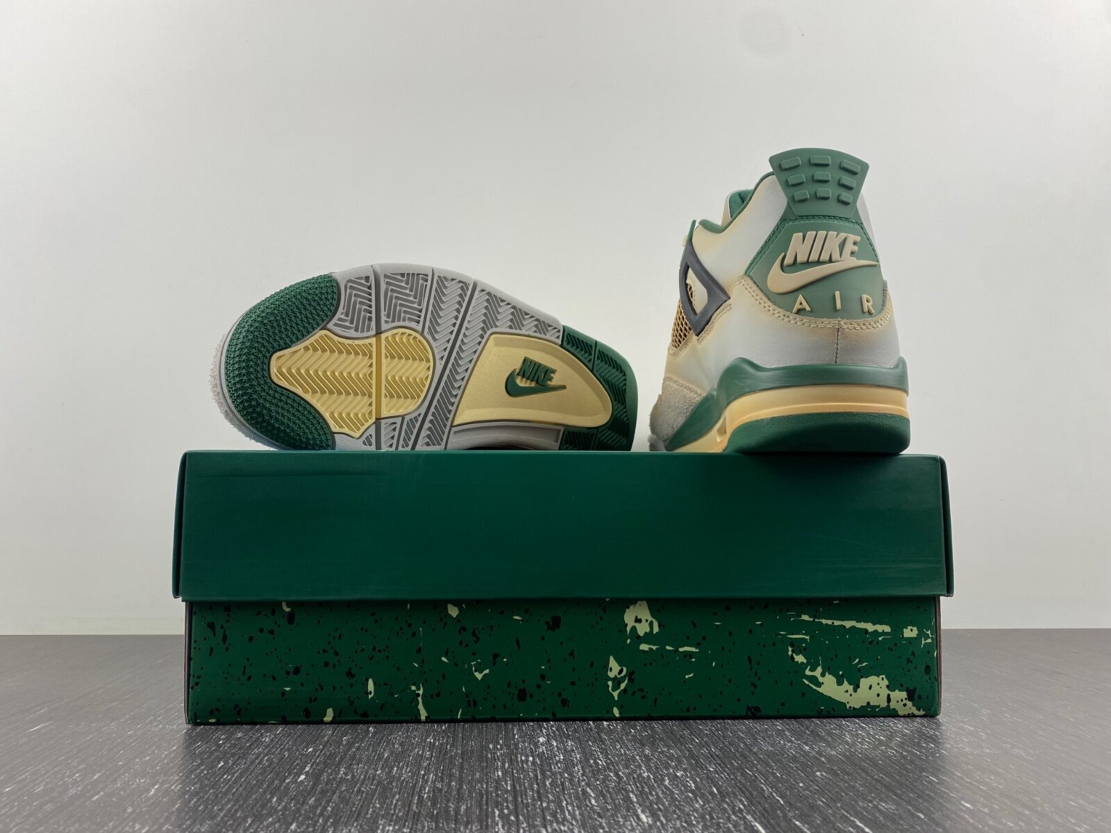 AJ4 Venusuar - Image 12