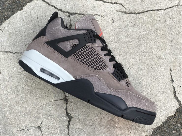 AJ4 Retro Taupe Haze - Image 4