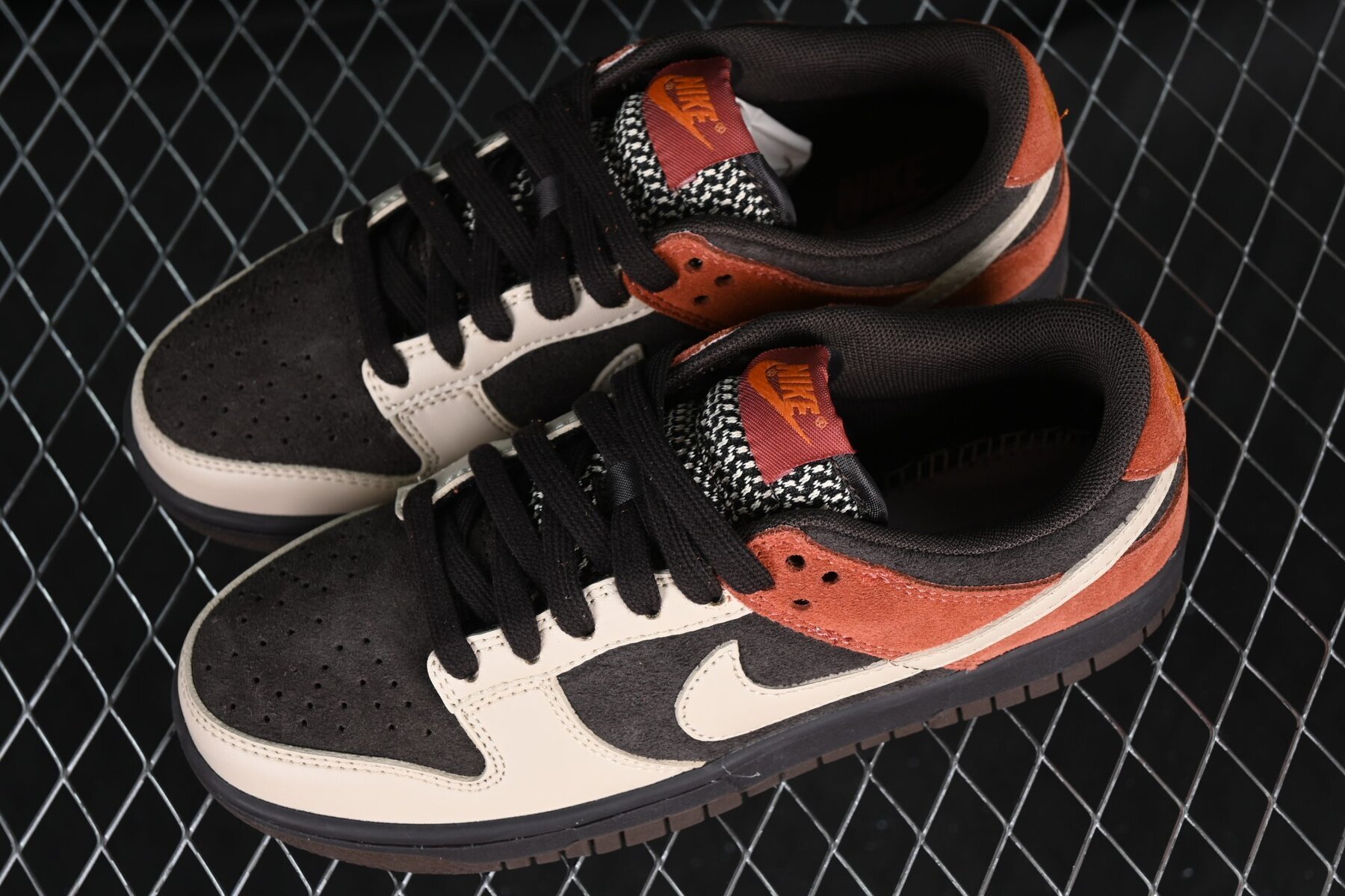 Dunk Low Red Panda - Image 8