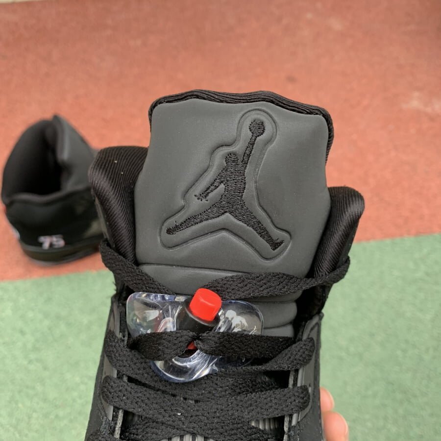AJ5 Retro Paris Saint-Germain - Image 5