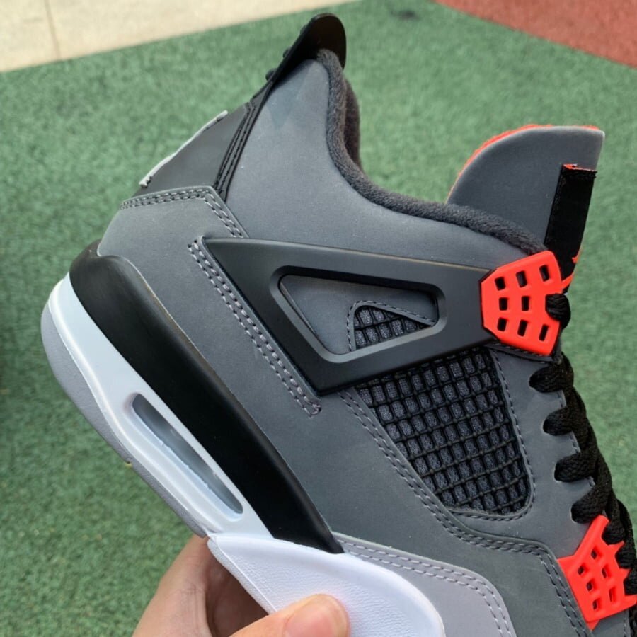 AJ4 Retro Infrared - Image 8