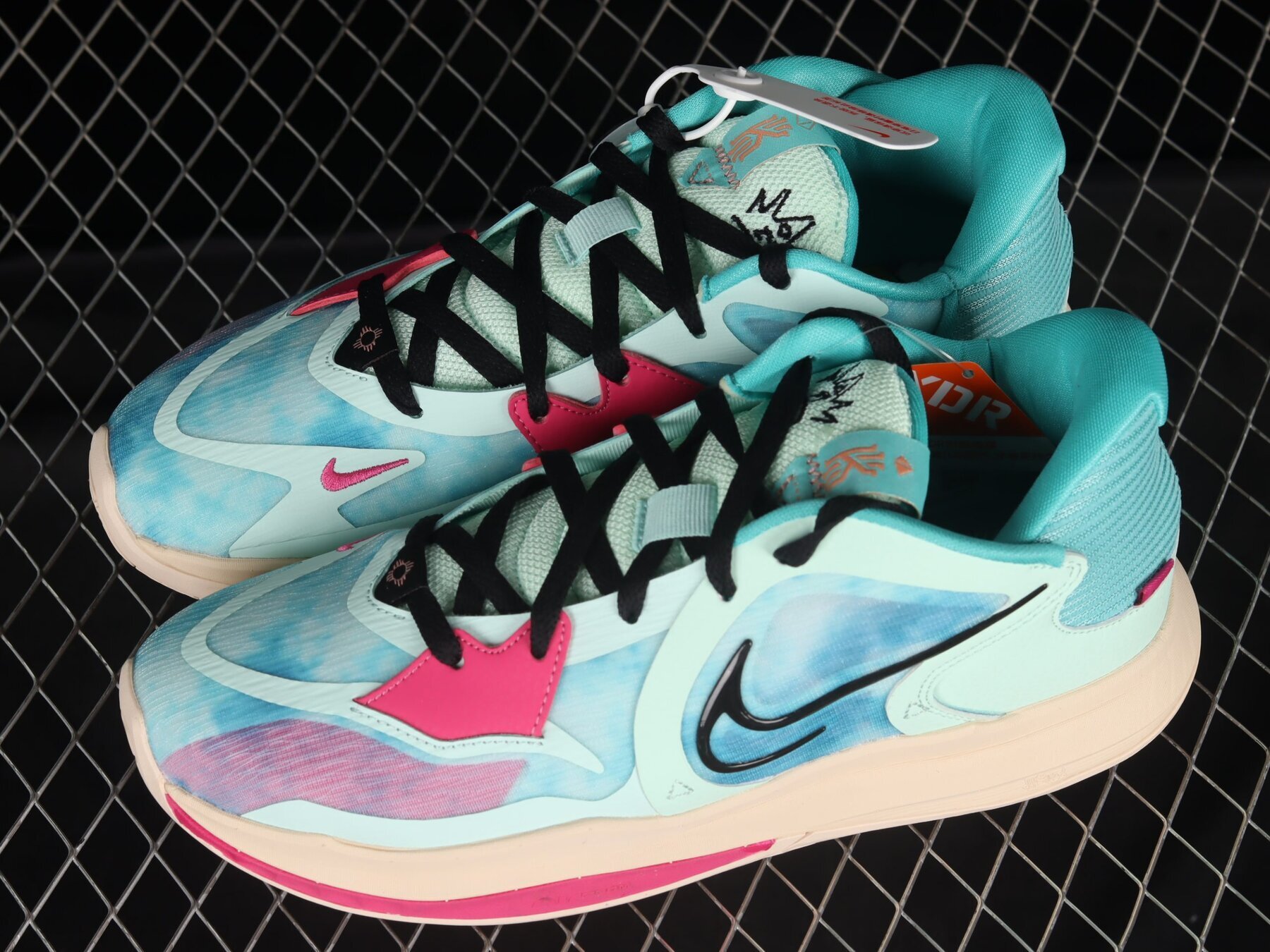 Kyrie Low 5 Community - Image 6