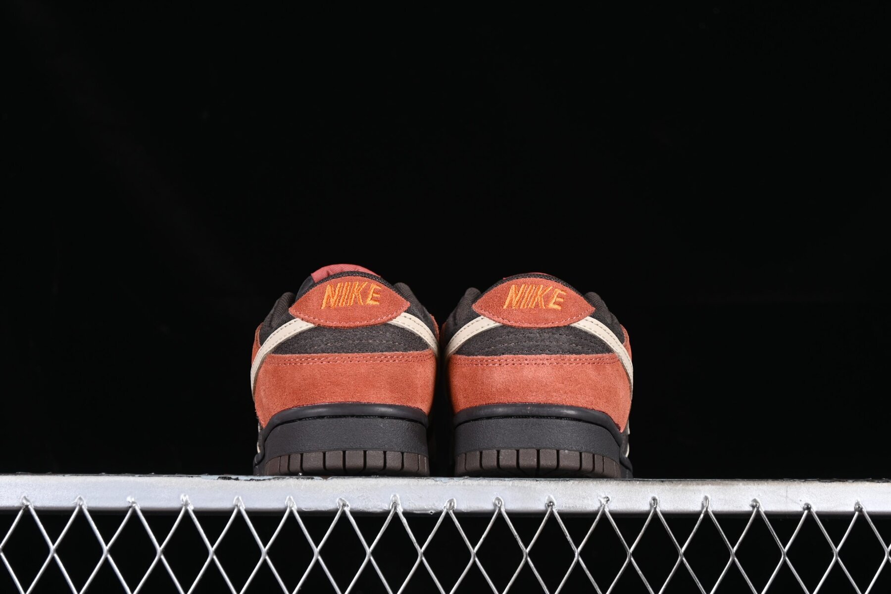 Dunk Low Red Panda - Image 5