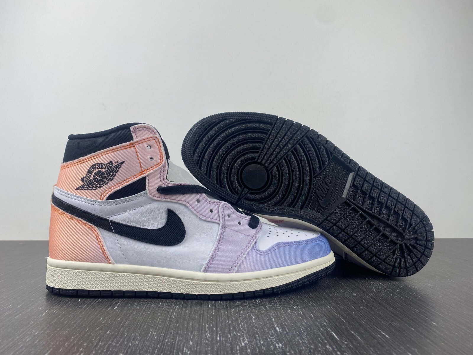 The AJ1 “Skyline” - Image 12