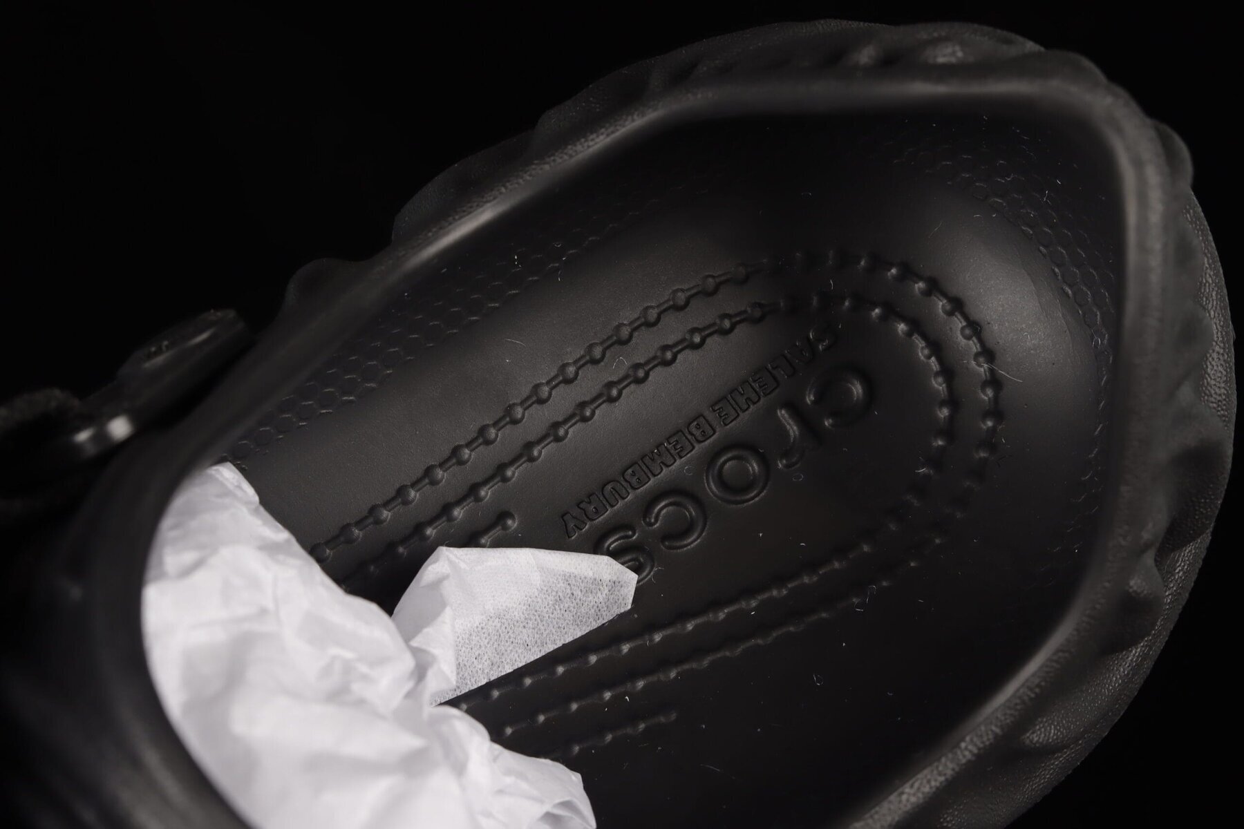 Salehe Bembury x Crocs Pollex Clog Black - Image 11