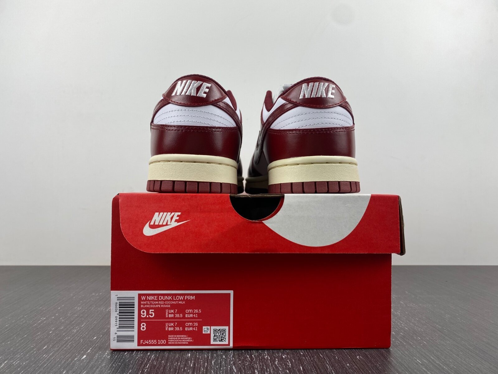 Dunk Low PRM Vintage Team Red - Image 12