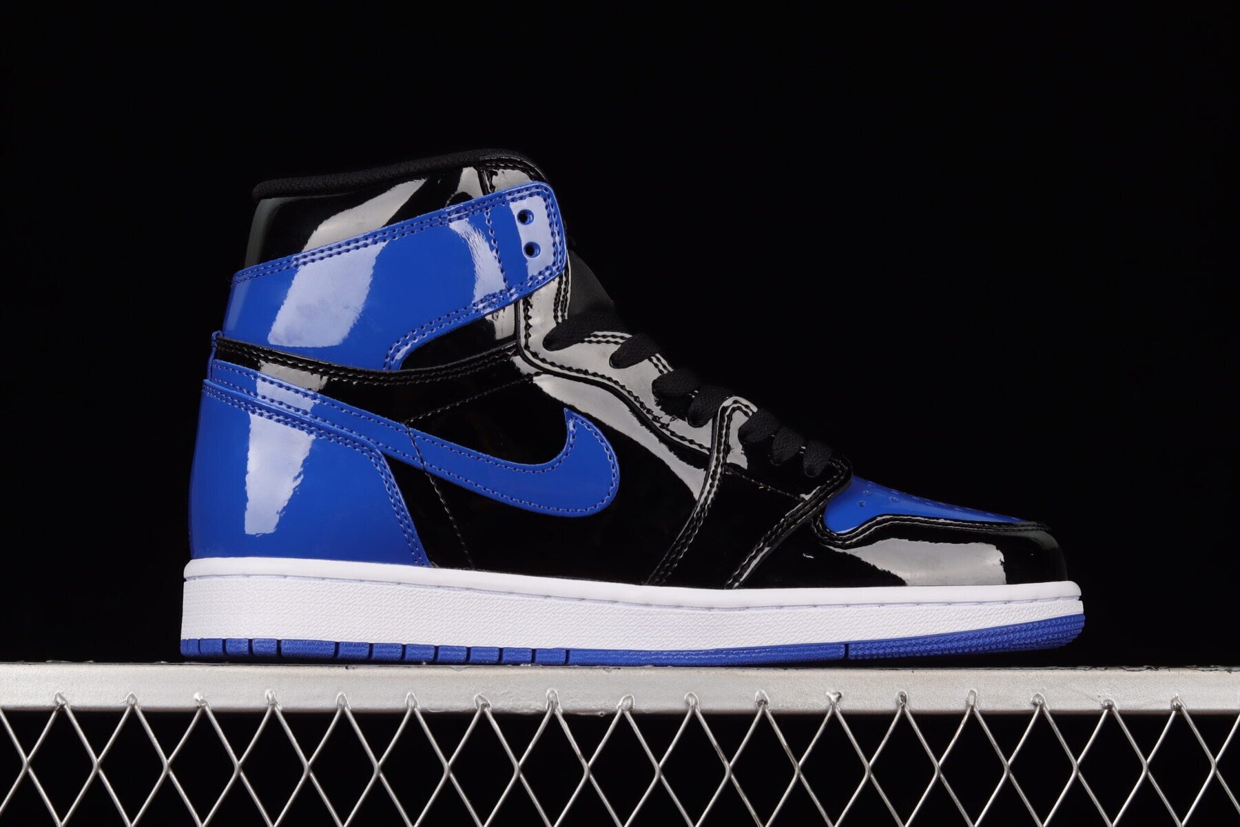AJ1 Retro High OG 'Patent Royal - Image 8