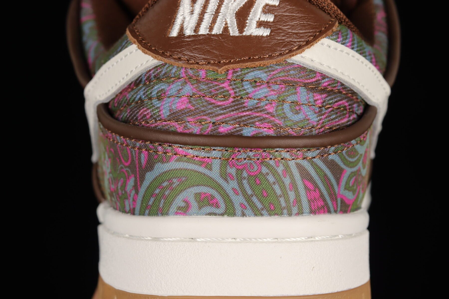 SB Dunk Low Pro Paisley Brown - Image 9